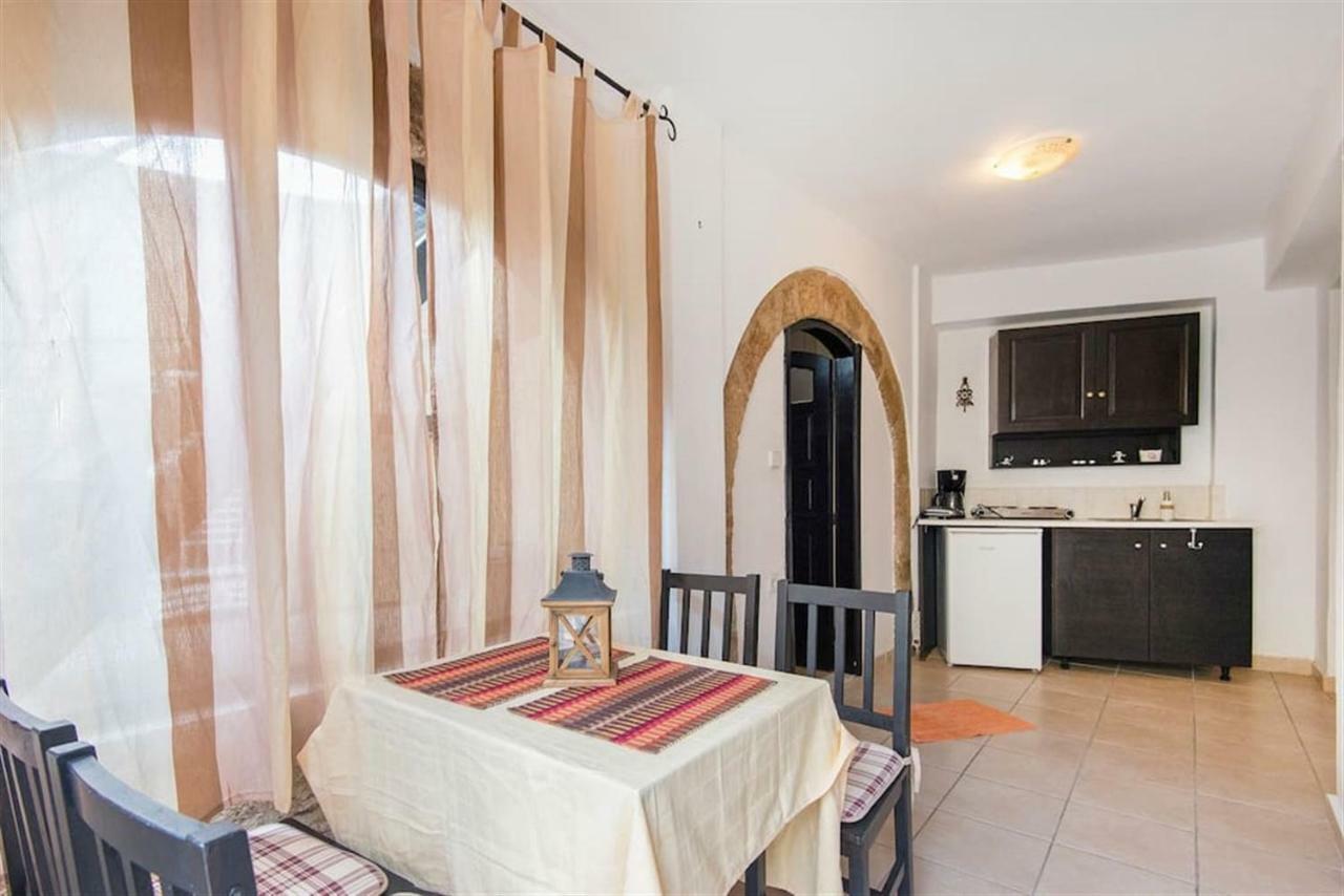 Rhodes CityChris Αpartments Old Townアパートメント エクステリア 写真